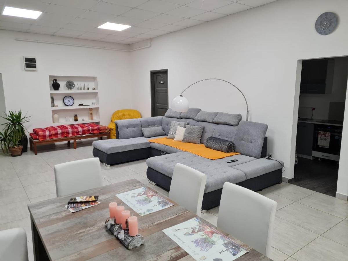 Silver Dream Apartmanhaz * Debrecen